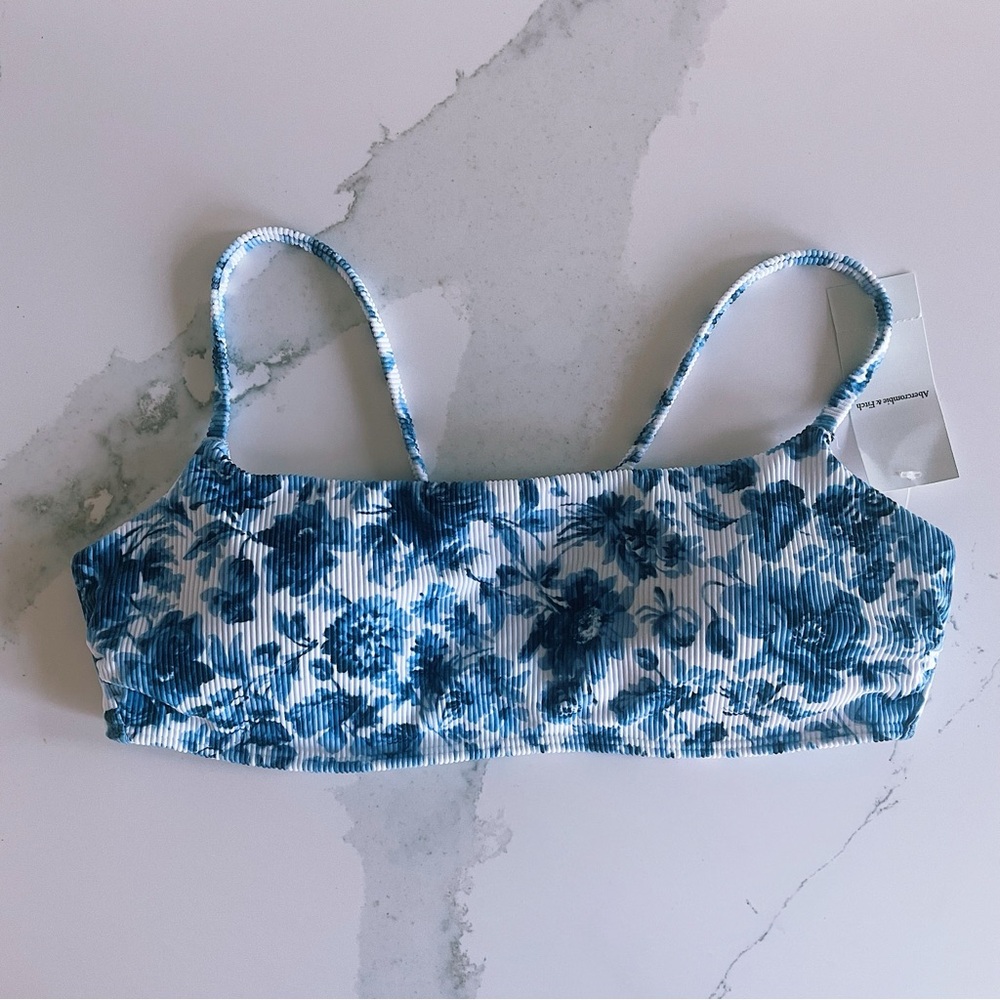NWT: Abercrombie Swim Suit Top